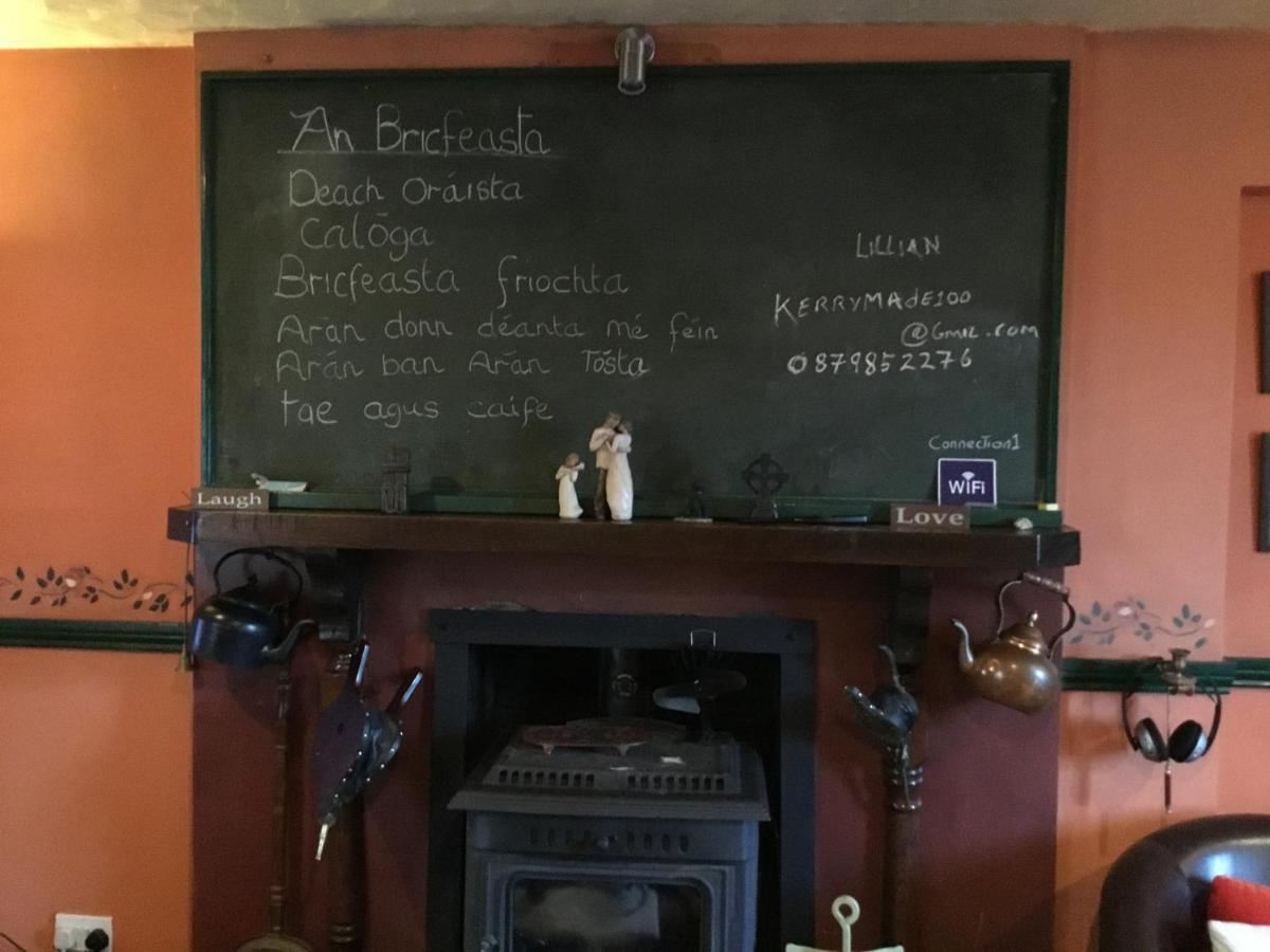 The Old School House B&B Ballinskelligs Exterior photo